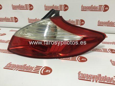 Piloto trasero derecho Renault Megane III 5 puertas año 2008 a 2016 - Imagen 4