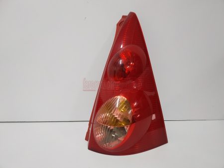 Piloto trasero derecho Peugeot 107 año 2005 a 2009