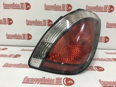 Piloto trasero derecho Kia Rio año 2004 a 2011 (Producto Reciclado)