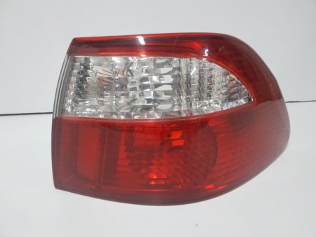 Piloto trasero derecho Mazda 626 Sedan año 2000 a 2002 4 Puertas - Imagen 3