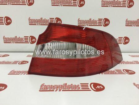 Piloto trasero derecho Skoda Superb II año 2008 a 2013 - Imagen 3
