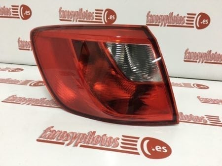 Piloto trasero izquierdo Seat Ibiza ST familiar - Imagen 3
