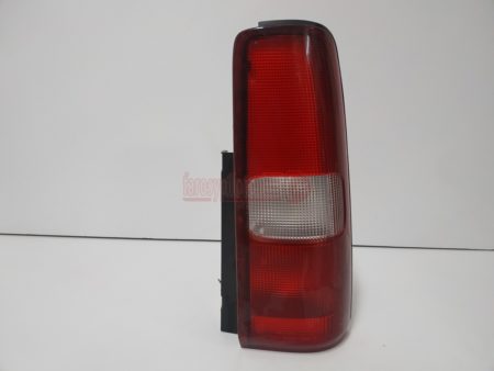 Piloto trasero derecho Suzuki Jimny (Articulo Reciclado)