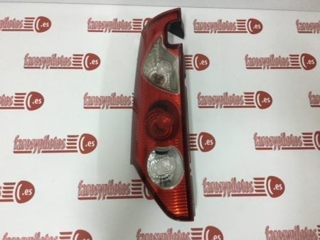 Piloto trasero izquierdo Renault Kangoo año 2008 - 2 puertas