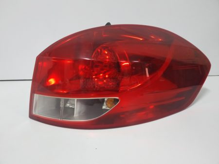Piloto trasero derecho Renault Clio III Grand Tour III