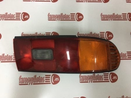 Piloto trasero derecho Toyota Celica año 1989 a 1993