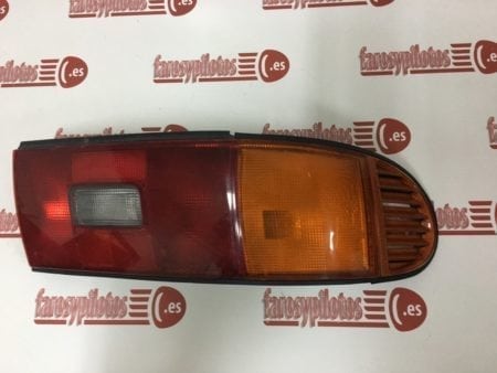 Piloto trasero derecho Toyota Celica año 1989 a 1993 - Imagen 2