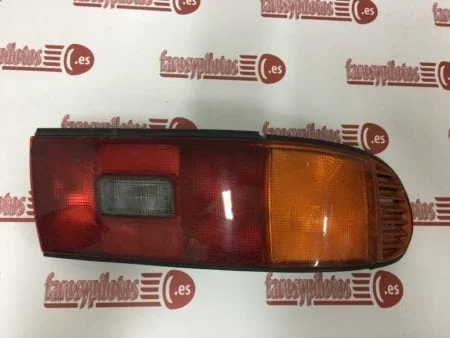 Piloto trasero derecho Toyota Celica año 1989 a 1993 - Imagen 3