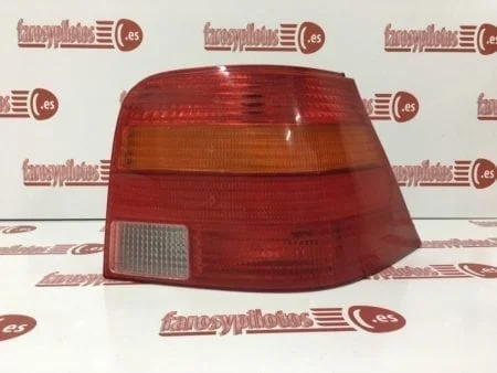 Piloto trasero derecho Volkswagen Golf IV Ambar año 1998 a 2003 - Imagen 3