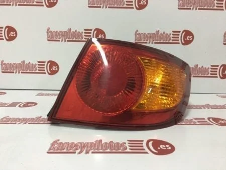 Piloto trasero derecho Hyundai Elantra 5 puertas Hatchback año 2000 a 2003