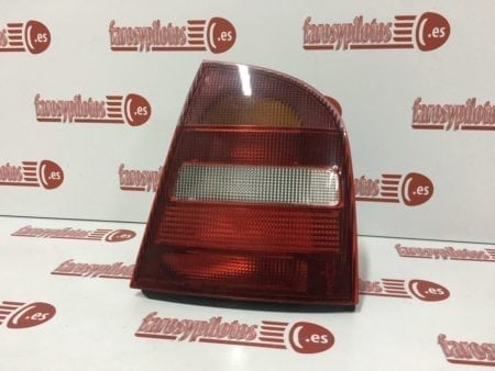 Piloto trasero derecho Skoda Octavia año 1998 a 2000 - Imagen 3
