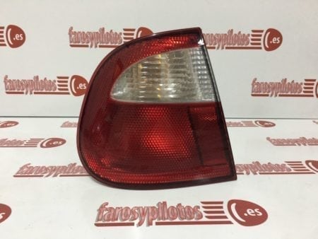 Piloto trasero izquierdo Seat Cordoba 6K2 año 1999 a 2001