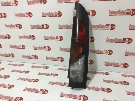 Piloto trasero derecho Renault Kangoo año 1997 a 2003 doble puerta - Imagen 3