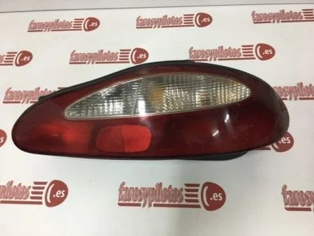 Piloto trasero derecho Hyundai Coupe año 1996 a 1999 - Imagen 3