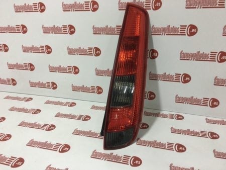 Piloto trasero derecho Ford Fiesta IV 3 puertas año 2002 a 2005