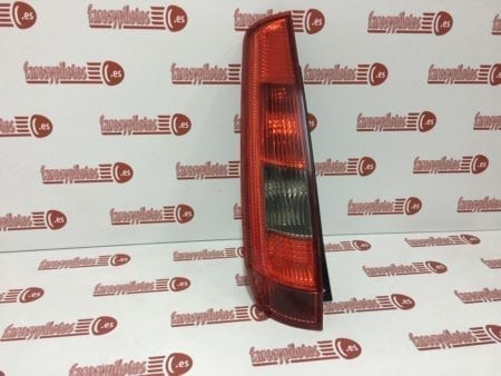 Piloto trasero izquierdo Ford Fiesta IV 3 puertas año 2002 a 2005
