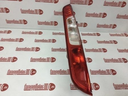 Piloto trasero izquierdo Ford Focus año 2004 a 2008 - Imagen 2
