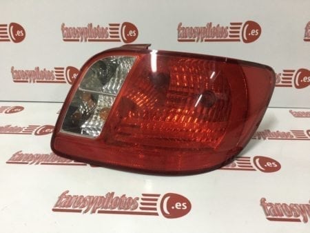 Piloto trasero derecho Kia Rio Sedan 4 puertas año 2004 a 2011 - Imagen 2