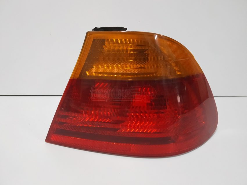 98-/>05 Piloto trasero FORD FOCUS I Sedan 4P Rojo Copiloto Ambar