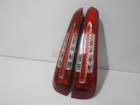Pilotos traseros Ford C-Max Restyling año 2007 a 2011 juego completo Ford Focus C-Max año 2003 a 2011 - Imagen 3