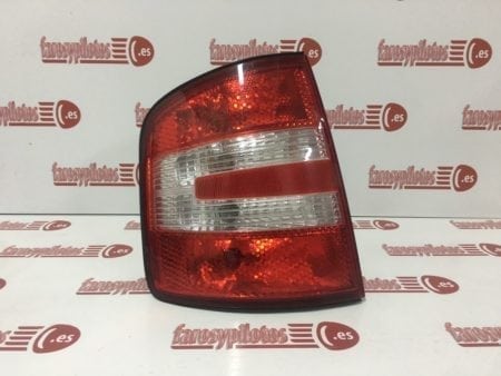 Piloto trasero izquierdo Skoda Fabia año 1999 a 2007 Sedan Combi Restyling