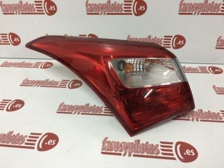 Piloto trasero izquierdo Hyundai I30 año 2012 a 2015 - Imagen 4