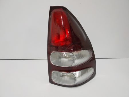 Piloto trasero derecho Toyota Land Cruiser Fj 120 año 2003 a 2008 - Imagen 3