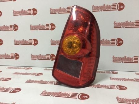 Piloto trasero derecho Mitsubishi Space Star año 2002 a 2005 Restyling - Imagen 3