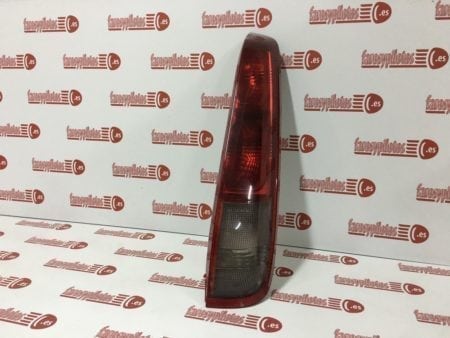 Piloto trasero derecho Nissan X Trail T30 Año 2003 a 2007 XTrail - Imagen 3