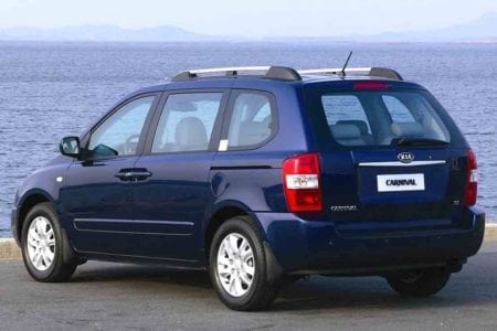 kia carnival 002