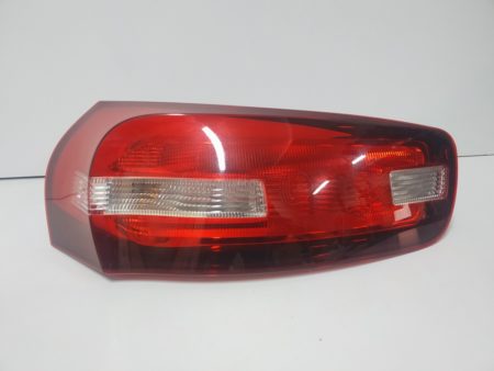 Piloto trasero izquierdo Citroen C4 Picasso II Año 2013 a 2016 - Imagen 4