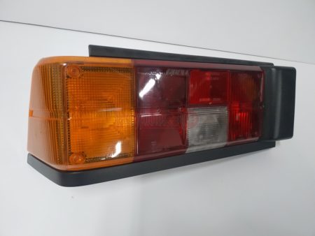 Piloto trasero izquierdo Fiat Ritmo Abarth 130TC - Imagen 2