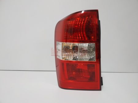 Piloto trasero izquierdo Kia Carnival año 2005 a 2010 - Imagen 4
