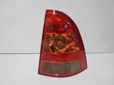 Piloto trasero derecho Toyota Corolla Wagon año 2002 a 2007 Familiar