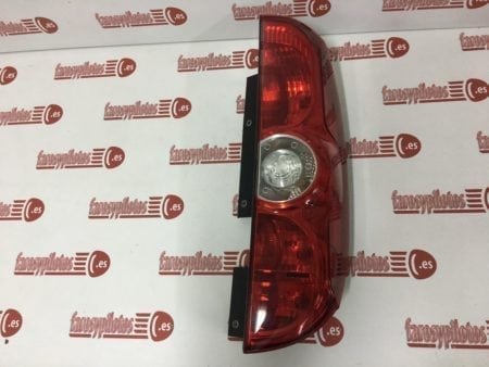 Piloto trasero derecho Fiat Doblo año 2010 a 2015 2 PUERTAS - Imagen 2