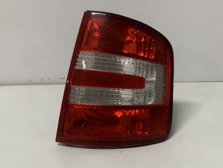 Piloto trasero derecho Skoda Fabia año 2004 a 2007 Sedan Combi Restyling - Imagen 3
