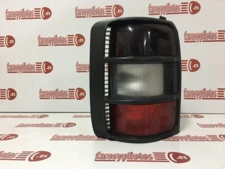 Piloto trasero izquierdo Mitsubishi Montero Pajero año 1997 a 2000 Restyling Galloper Super Exceed Restyling
