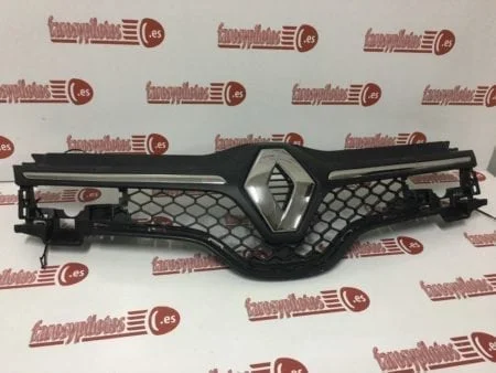 Parrilla delantera Renault Twingo III año 2014