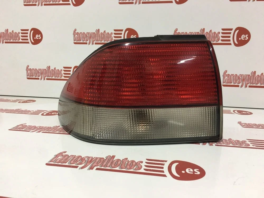 Piloto trasero izquierdo Saab 9. 3 año 1998 a 2003 Saab 93