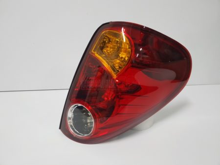 Piloto trasero derecho Mitsubishi L200 año 2006 a 2015 - Imagen 3