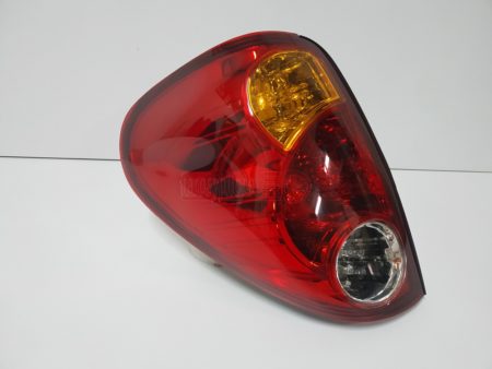 Piloto trasero izquierdo Mitsubishi L200 año 2006 a 2015 - Imagen 3