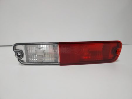Piloto trasero izquierdo de paragolpes Mitsubishi Montero Pajero año 2003 a 2006