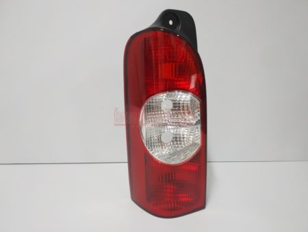Piloto trasero izquierdo Renault Master (Piloto para 4 bombillas) año 2003 a 2010