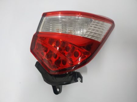Piloto trasero derecho Toyota Yaris año 2017 a 2019 LED