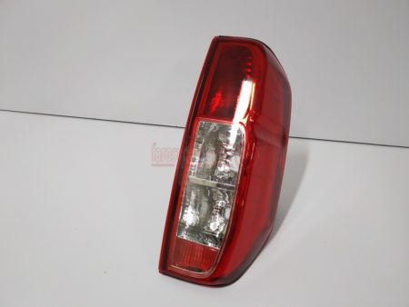 Piloto trasero derecho Nissan Navara Pick-up año 2005 a 2014