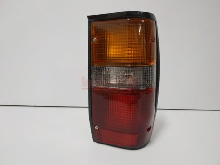 Piloto trasero derecho Mitsubishi L200 año 1986 a 1995 - Imagen 3