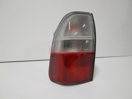 Piloto trasero izquierdo Mitsubishi L200 K74 año 1996 a 2006 Blanco Rojo - Imagen 3