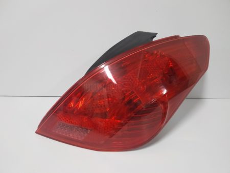 Piloto trasero derecho Peugeot 308 año 2007 a 2013 (Articulo Reciclado)