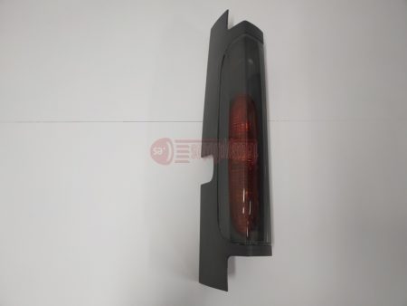 Piloto trasero izquierdo Renault Trafic 2 Puertas año 2001 a 2006 Apertura puertas 180 Piloto valido para puerta corredera lateral LLE242 - Imagen 2