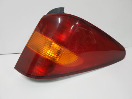 Piloto trasero derecho SsangYong Rodius Ambar año 2007 a 2013 (Articulo Reciclado) - Imagen 4